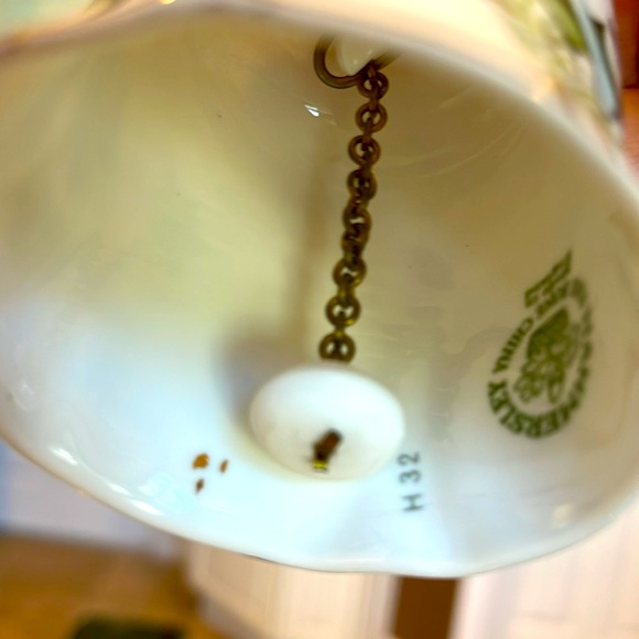 🎩VINTAGE🎩HAMMERSLEY,FINE BONE CHINA,CHRISTMAS BELL MADE IN ENGLAND VINTAGE EUC - Picture 9 of 10